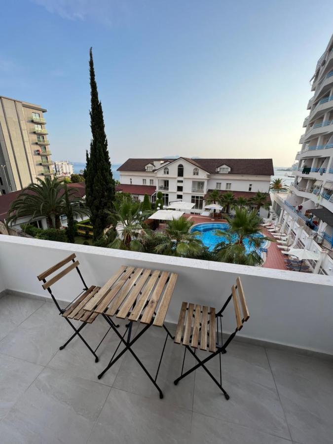 Hotel Andrea Sarande Bagian luar foto