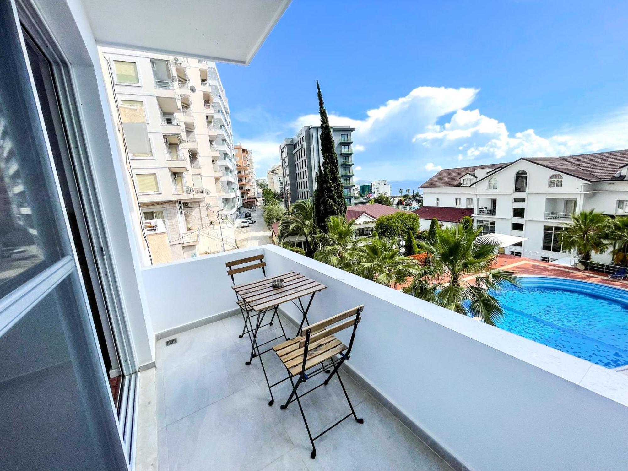 Hotel Andrea Sarande Bagian luar foto